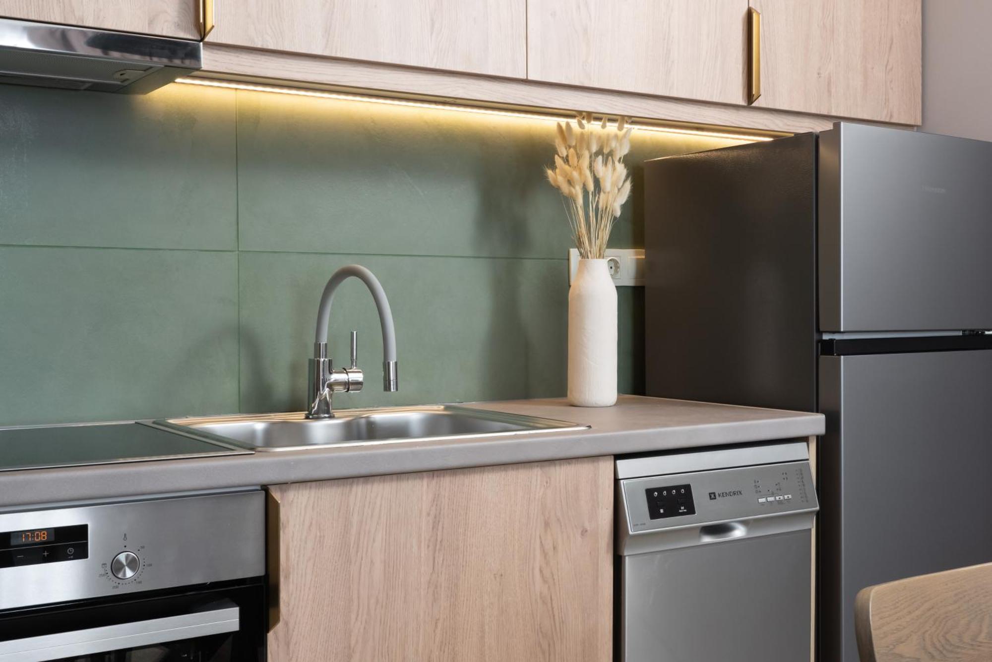 Num Suites & Lofts Athena Bagian luar foto