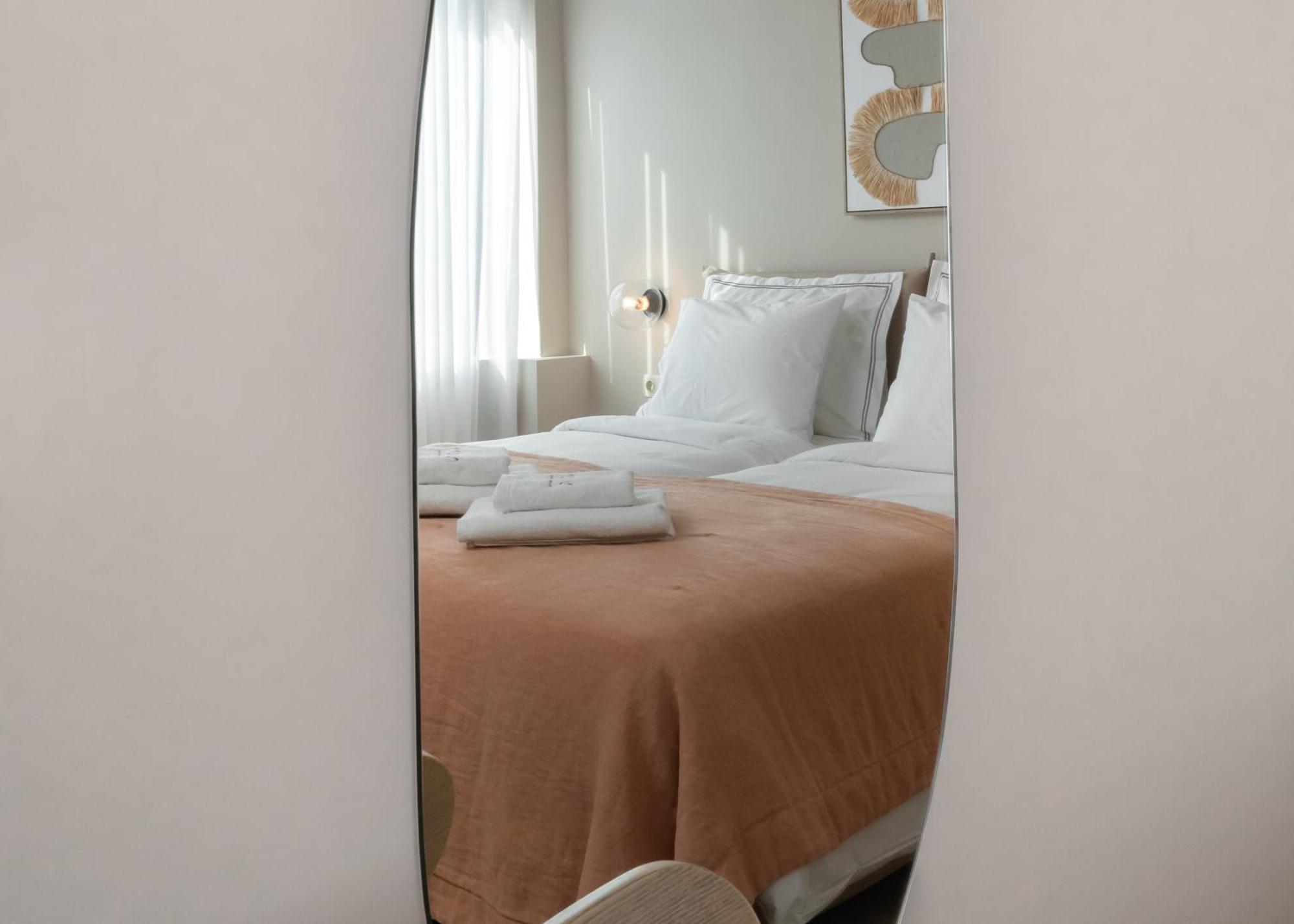 Num Suites & Lofts Athena Bagian luar foto