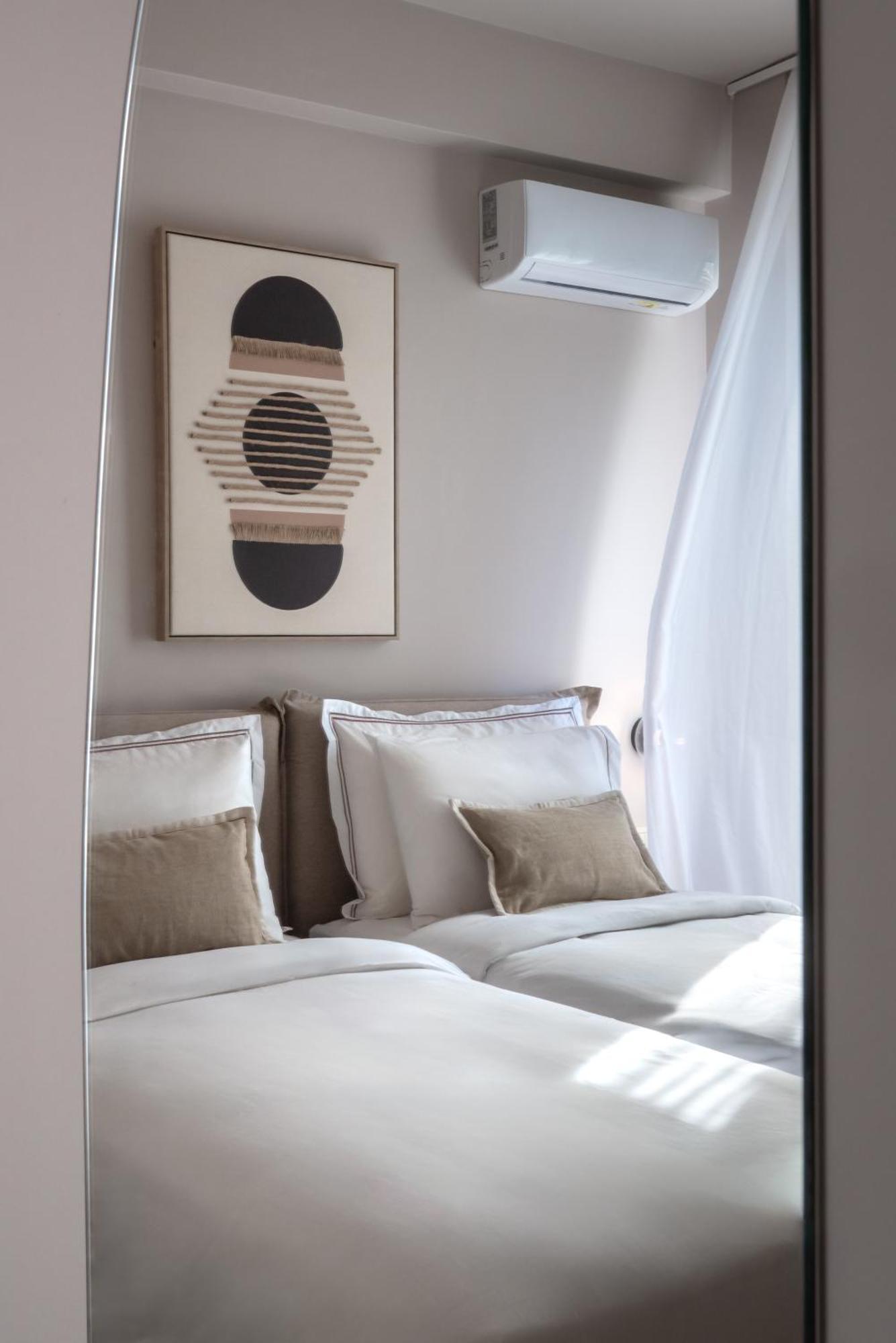 Num Suites & Lofts Athena Bagian luar foto